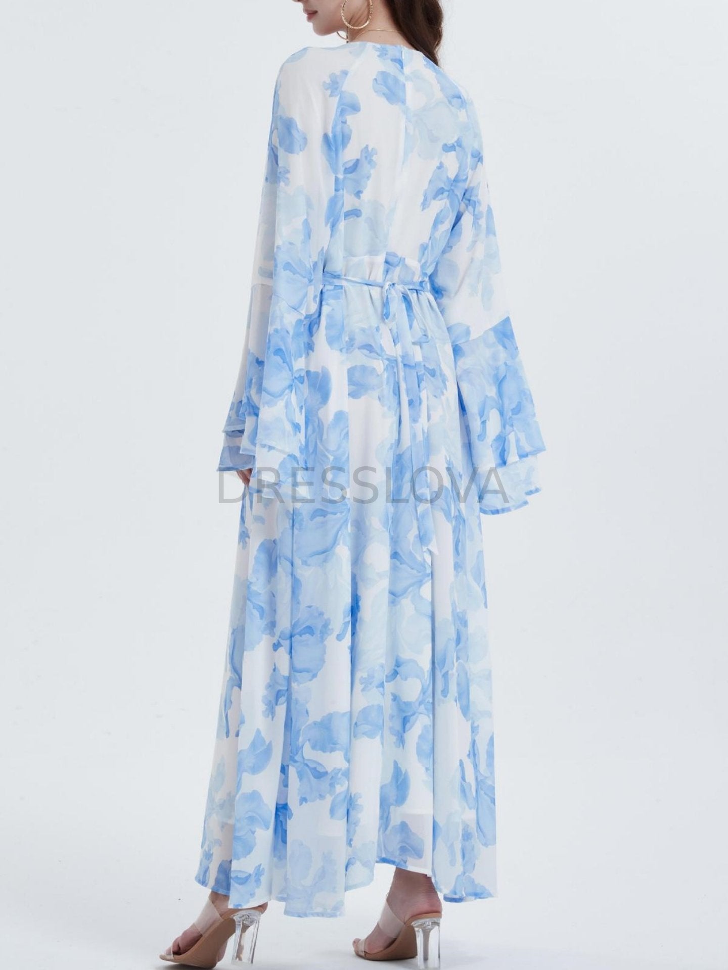 Vestido de chiffon estampado com manga flare              Write a Review